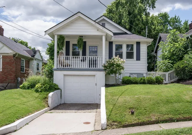 Homes for sale in Cincinnati, OH | 3553 Madison Park Ave, Cincinnati, OH 45209 | MLS# 1883285