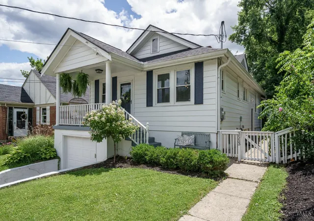 Homes for sale in Cincinnati, OH | 3553 Madison Park Ave, Cincinnati, OH 45209 | MLS# 1883285