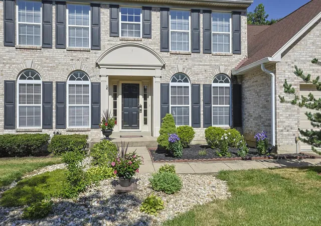 Homes for sale in Symmes Twp, OH | 10194 Meadowknoll Dr, Symmes Twp, OH 45140 | MLS# 1883534