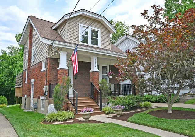 Homes for sale in Norwood, OH | 2424 Lysle Ln, Norwood, OH 45212 | MLS# 1883600