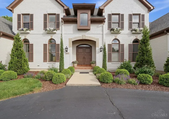 Homes for sale in Amberley, OH | 9071 Ambercreek Dr, Amberley, OH 45236 | MLS# 1877660