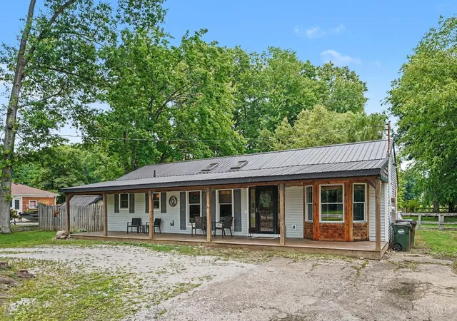Homes for sale in Pierce Twp, OH | 1434 Locust Lake Rd, Pierce Twp, OH 45102 | MLS# 1882585