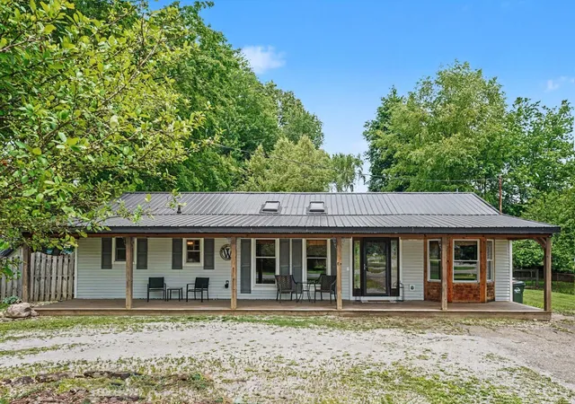 Homes for sale in Pierce Twp, OH | 1434 Locust Lake Rd, Pierce Twp, OH 45102 | MLS# 1882585