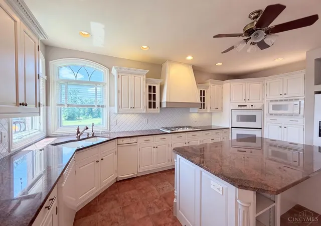 2nd image of 7087 Bridgetown Rd, Cincinnati, OH 45248 | MLS# 1883046