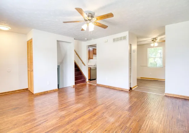 Homes for sale in Anderson Twp, OH | 820 Laverty Ln, Anderson Twp, OH 45230 | MLS# 1883420