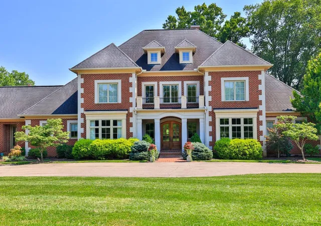 4th image of 6650 Alberly Ln, Indian Hill, OH 45243 | MLS# 1881460