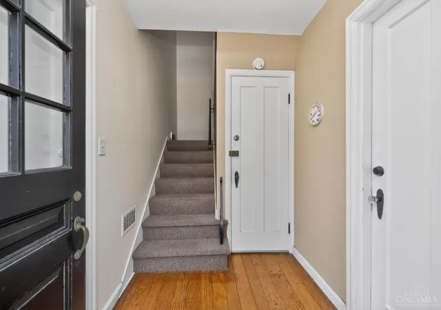 Homes for sale in Cincinnati, OH | 3333 S Sterling, Cincinnati, OH 45209 | MLS# 1883149