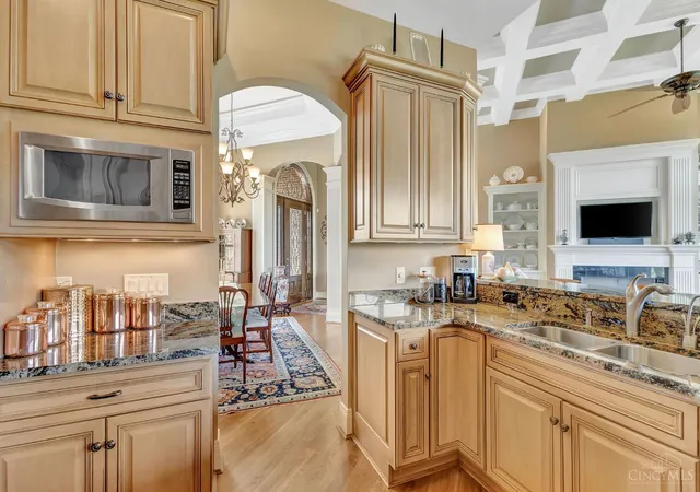 3rd image of 5190 Emerald View Dr, Maineville, OH 45039 | MLS# 1876825
