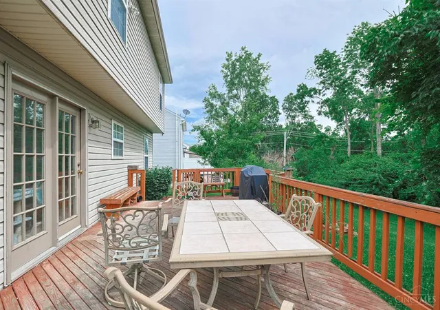 Homes for sale in Lebanon, OH | 1214 Poplar Hill Dr, Lebanon, OH 45036 | MLS# 1883668