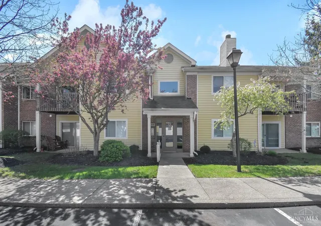 Homes for sale in Pierce Twp, OH | 1009 Cedar Ridge Dr #4, Pierce Twp, OH 45245 | MLS# 1883675