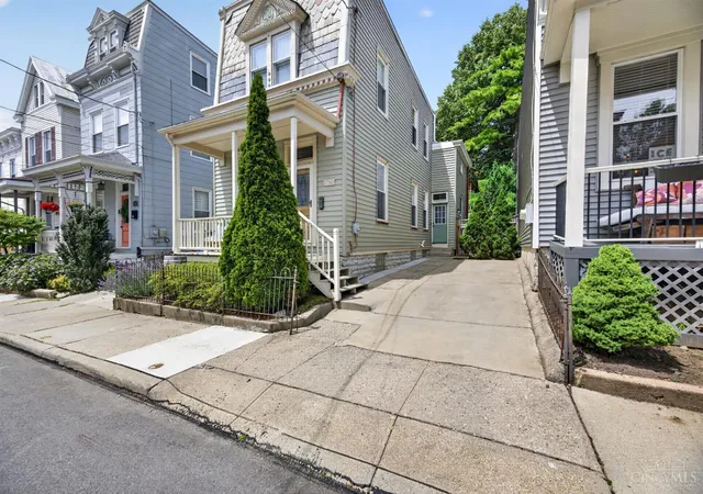 Homes for sale in Cincinnati, OH | 1750 Jester St, Cincinnati, OH 45223 | MLS# 1883671