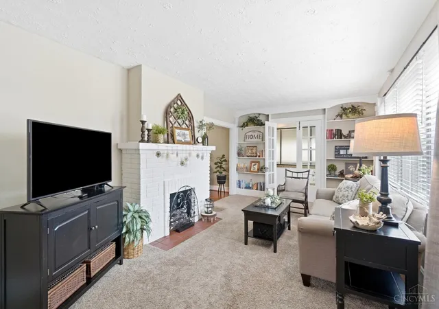 Homes for sale in Cincinnati, OH | 1639 Sutton Ave, Cincinnati, OH 45230 | MLS# 1883676