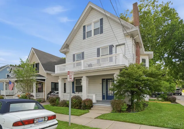 Homes for sale in Cincinnati, OH | 3862 Isabella Ave, Cincinnati, OH 45209 | MLS# 1883707
