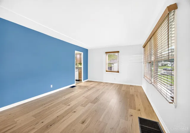 Photo 3 of Single family home for sale at 6480 Ridgefield Dr, Springfield Twp., OH 45224 | MLS# 1883709 | Listing updated on 2026-08-13