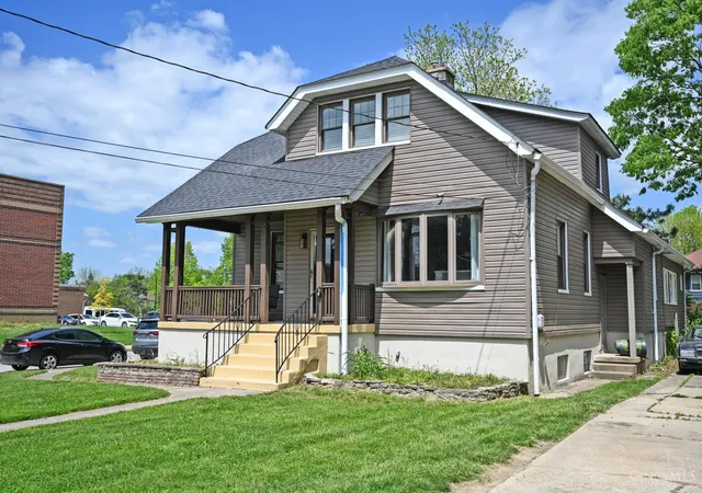 Homes for sale in Cincinnati, OH | 1602 Rose Pl, Cincinnati, OH 45237 | MLS# 1883737