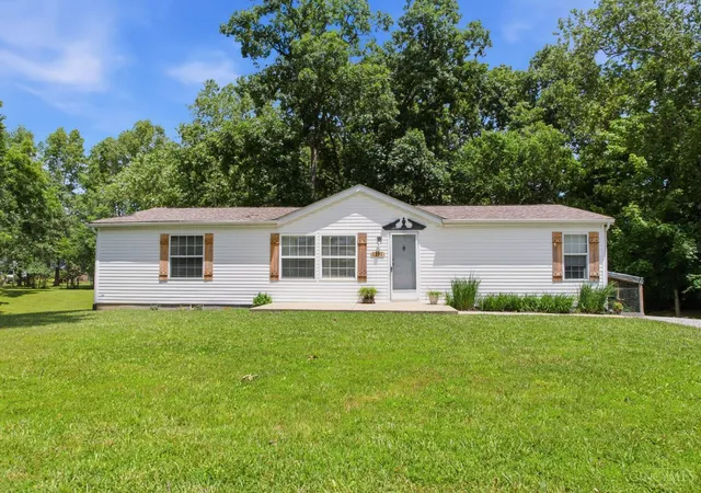 Homes for sale in Sterling Twp, OH | 1991 Harker Waits Rd, Sterling Twp, OH 45176 | MLS# 1883712