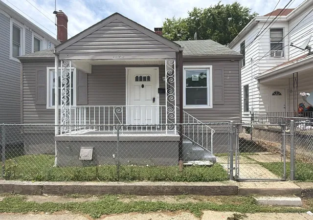 Homes for sale in Hamilton, OH | 1193 Shuler Ave, Hamilton, OH 45011 | MLS# 1883746