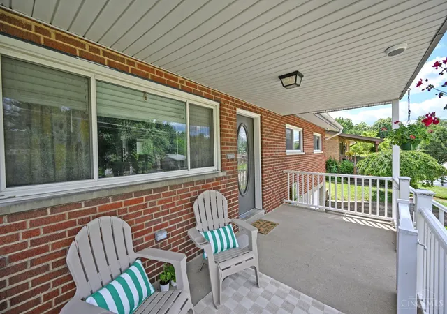 Homes for sale in Delhi Twp, OH | 5129 Ballantrae Ct, Delhi Twp, OH 45238 | MLS# 1883693