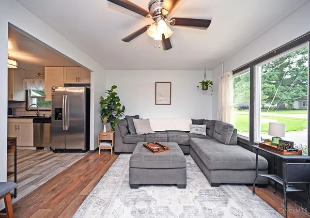 Homes for sale in Loveland, OH | 1411 Bellwood Dr, Loveland, OH 45140 | MLS# 1883717