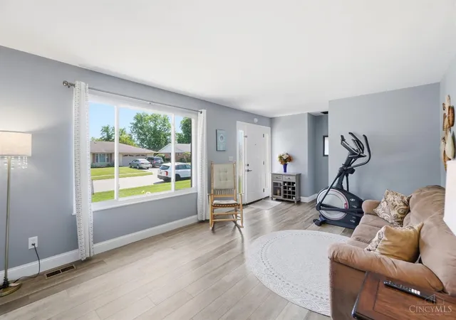 Homes for sale in Englewood, OH | 1015 Derringer Dr, Englewood, OH 45322 | MLS# 1883747