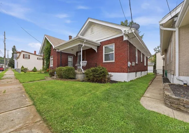 Homes for sale in Reading, OH | 231 Walnut St, Reading, OH 45215 | MLS# 1883642
