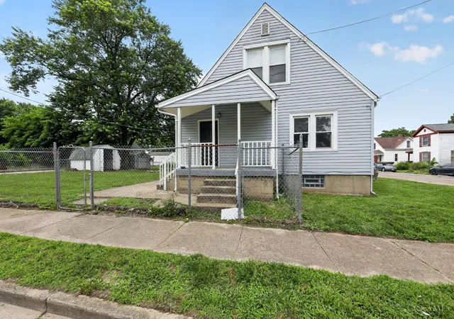 Homes for sale in Hamilton, OH | 779 Symmes Ave, Hamilton, OH 45015 | MLS# 1880938