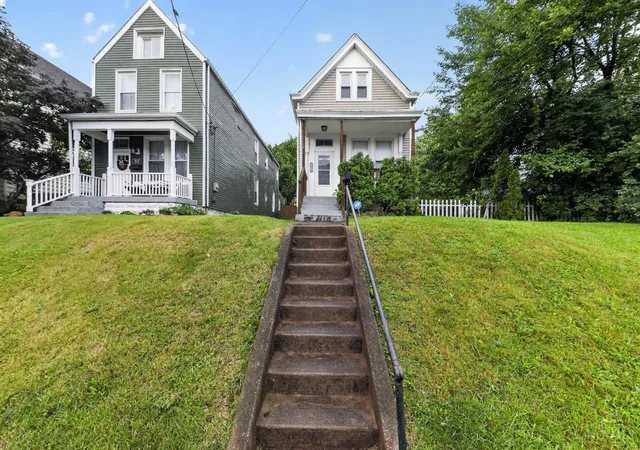 1st image of 1825 Elm Ave, Norwood, OH 45212 | MLS# 1880743