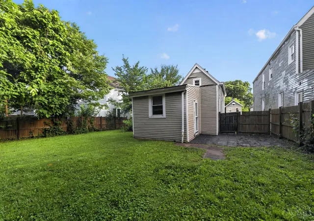 4th image of 1825 Elm Ave, Norwood, OH 45212 | MLS# 1880743