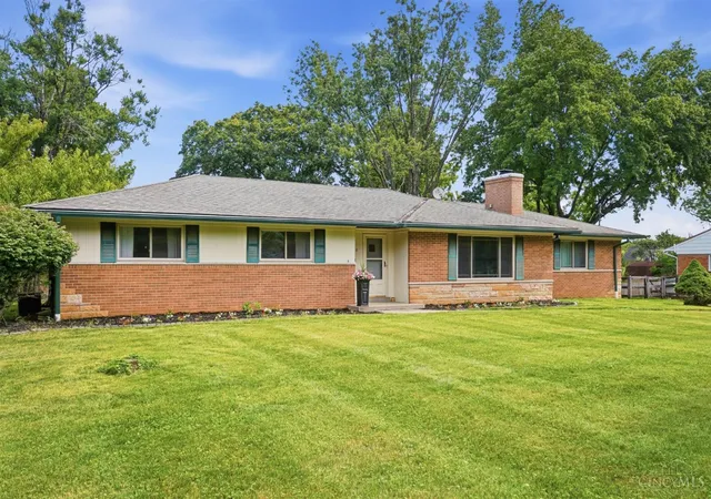 2nd image of 8150 Hopewell Rd, Montgomery, OH 45242 | MLS# 1883798