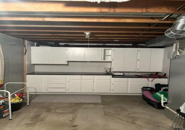 2nd image of 101 Saint Andrews Dr, Cincinnati, OH 45245