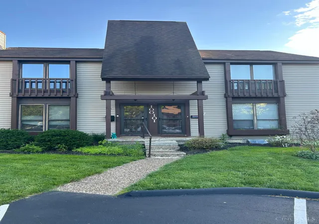 1st image of 101 Saint Andrews Dr #101, Cincinnati, OH 45245 | MLS# 1883806
