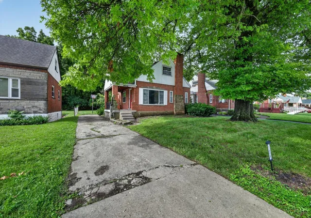 2nd image of 1499 Clovernoll Dr, North College Hill, OH 45231 | MLS# 1882451