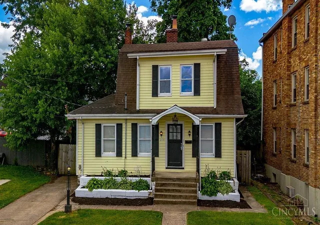 Homes for sale in Cincinnati, OH | 2775 Robertson Ave, Cincinnati, OH 45209 | MLS# 1883804