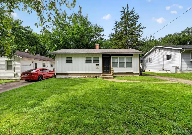 Homes for sale in Cincinnati, OH | 1739 Monterey Ct, Cincinnati, OH 45223 | MLS# 1882748