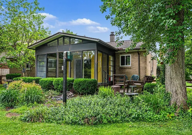 Homes for sale in Anderson Twp, OH | 8496 Coran Dr, Anderson Twp, OH 45255 | MLS# 1883851