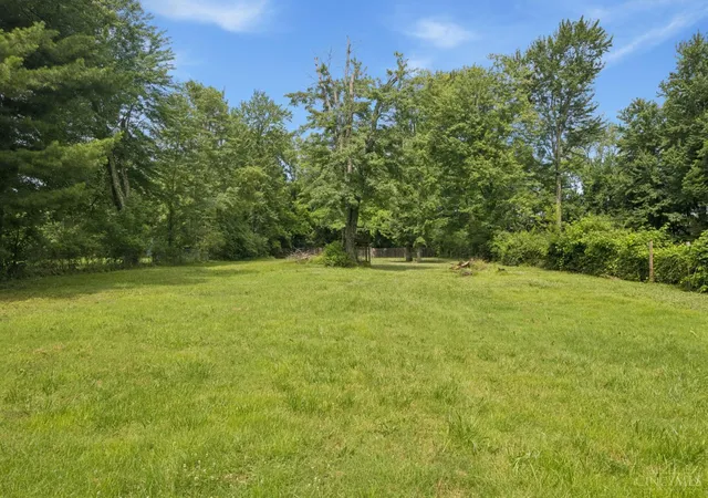 Homes for sale in Union Twp, OH | 4077 Mclean Dr, Union Twp, OH 45255 | MLS# 1883749