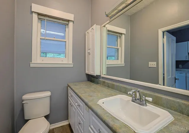 Homes for sale in Cincinnati, OH | 558 Missouri Ave, Cincinnati, OH 45226 | MLS# 1883843