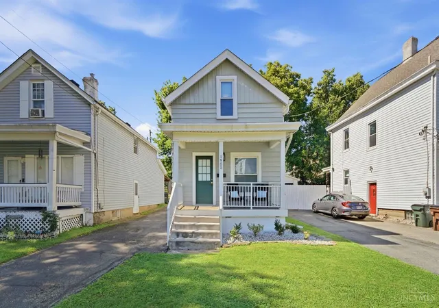 1st image of 1955 Elm Ave, Norwood, OH 45212 | MLS# 1879869