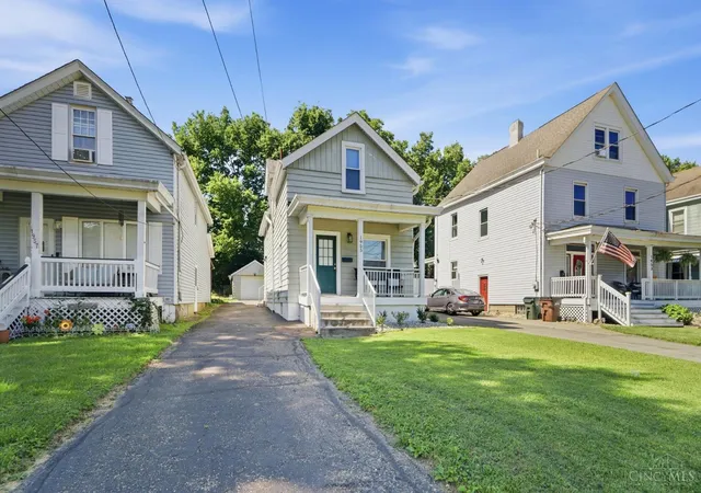 2nd image of 1955 Elm Ave, Norwood, OH 45212 | MLS# 1879869