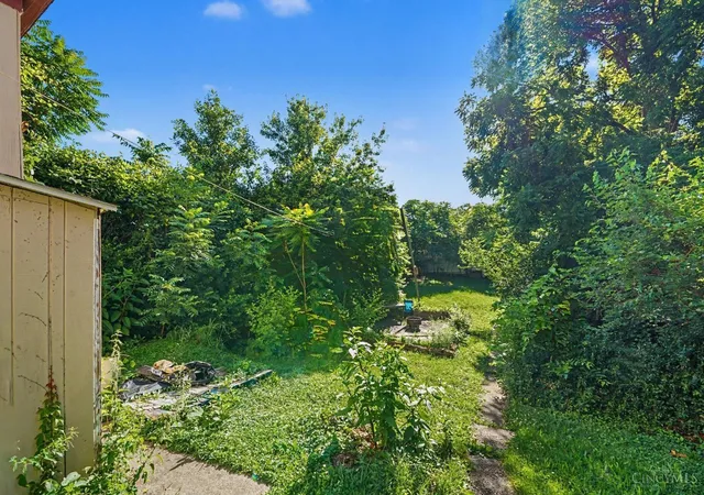 Homes for sale in Cincinnati, OH | 832 Enright Avenue, Cincinnati, OH 45205 | Houzeo