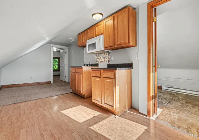 Homes for sale in Cincinnati, OH | 832 Enright Ave, Cincinnati, OH 45205
