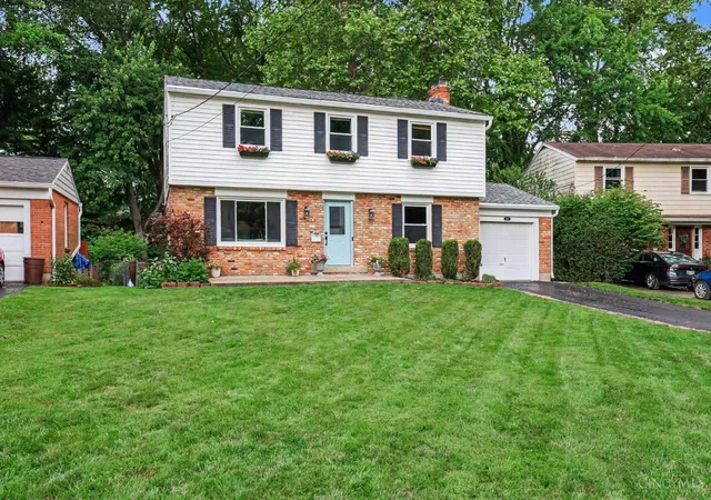 Homes for sale in Anderson Twp, OH | 1485 Larry Joe Dr, Anderson Twp, OH 45230 | MLS# 1883862