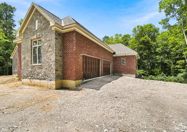 4th image of 568 Locust Run Rd, Cincinnati, OH 45245 | MLS# 1883321