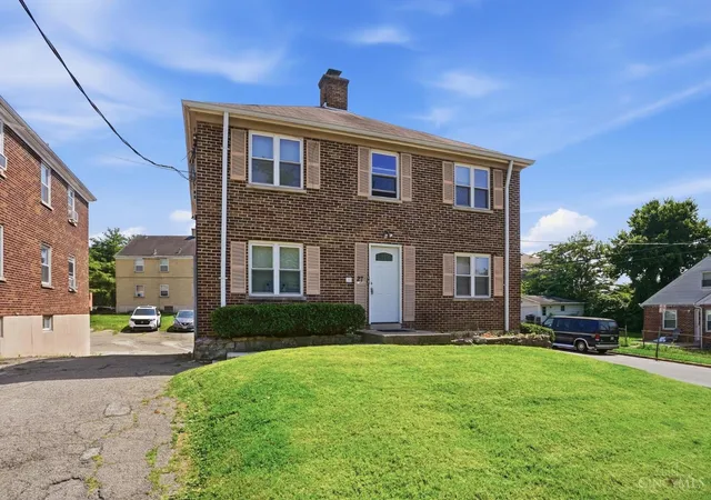 Homes for sale in Reading, OH | 27 Gahl Ter, Reading, OH 45215 | MLS# 1883357