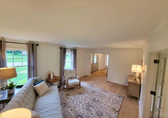 Homes for sale in Liberty Twp, OH | 5617 Somerset Dr, Liberty Twp, OH 45011 | MLS# 1883872