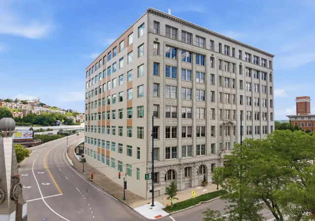 4th image of 400 Pike St #612, Cincinnati, OH 45202 | MLS# 1883718