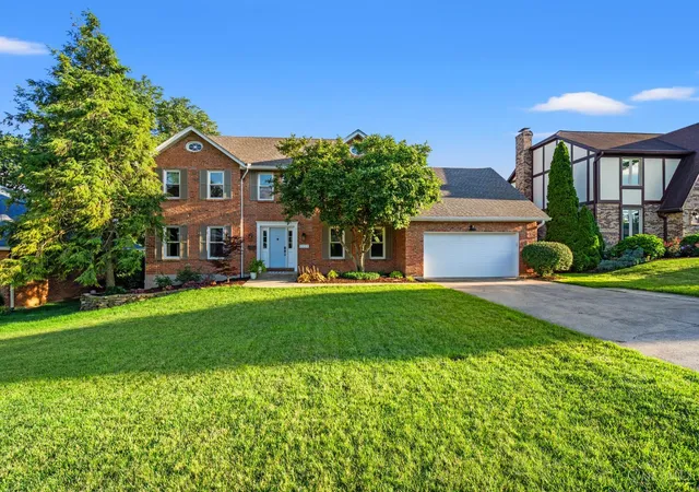 Homes for sale in Sycamore Twp, OH | 7711 Kennedy Ln, Sycamore Twp, OH 45242 | MLS# 1883207