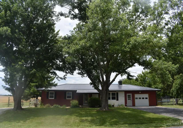 Homes for sale in Greenfield, OH | 1818 York Rd, Greenfield, OH 45123 | MLS# 1883710