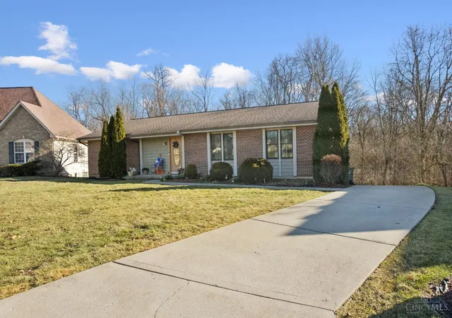 Homes for sale in Springfield Twp., OH | 10228 Springbeauty Ln, Springfield Twp., OH 45231 | MLS# 1884001
