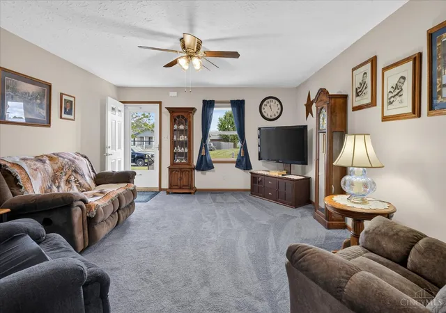 Homes for sale in Washington Court Hous, OH | 703 Riverbirch Rd, Washington Court Hous, OH 43160 | MLS# 1884003